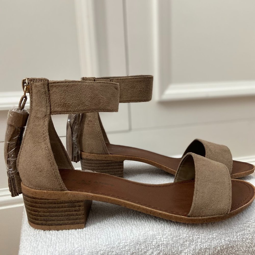 Rock & Candy Low Heeled Suede Sandal Size 6